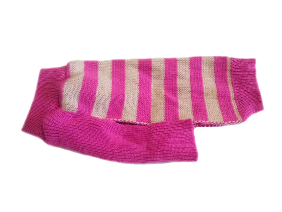 Rózsaszín kutyaruha, pulóver. Háthossz 28 cm. 