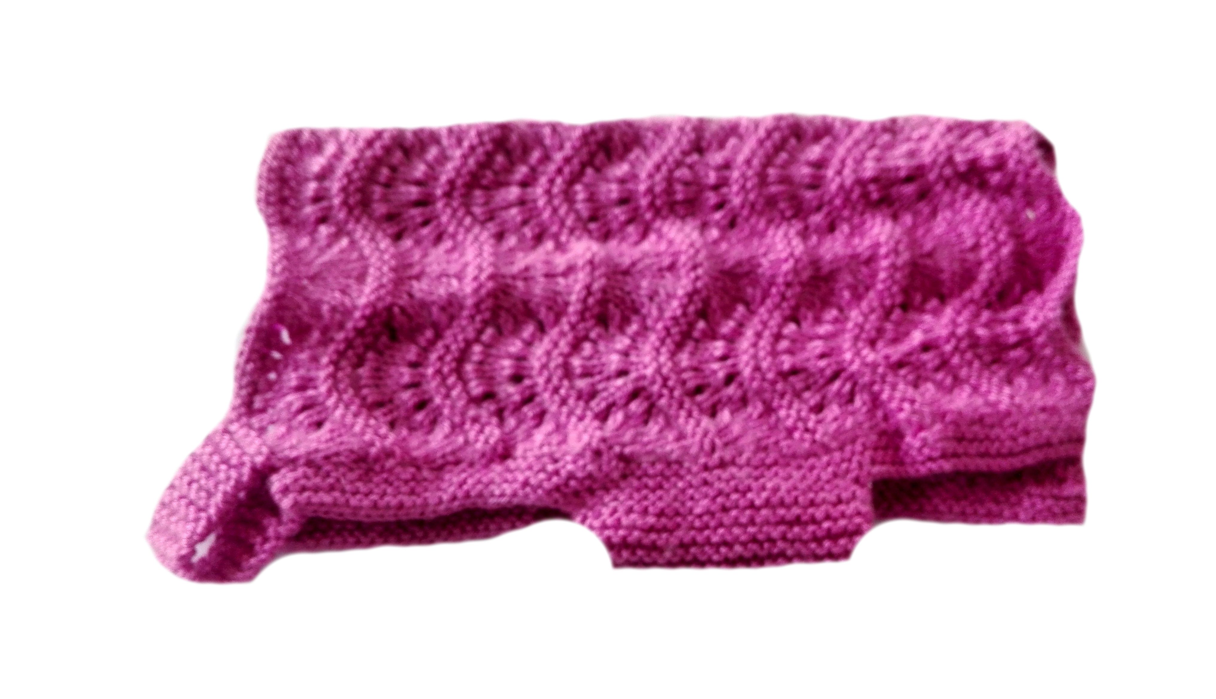 Rózsaszín kötött kutyaruha, pulóver. Háthossz 30 cm. 