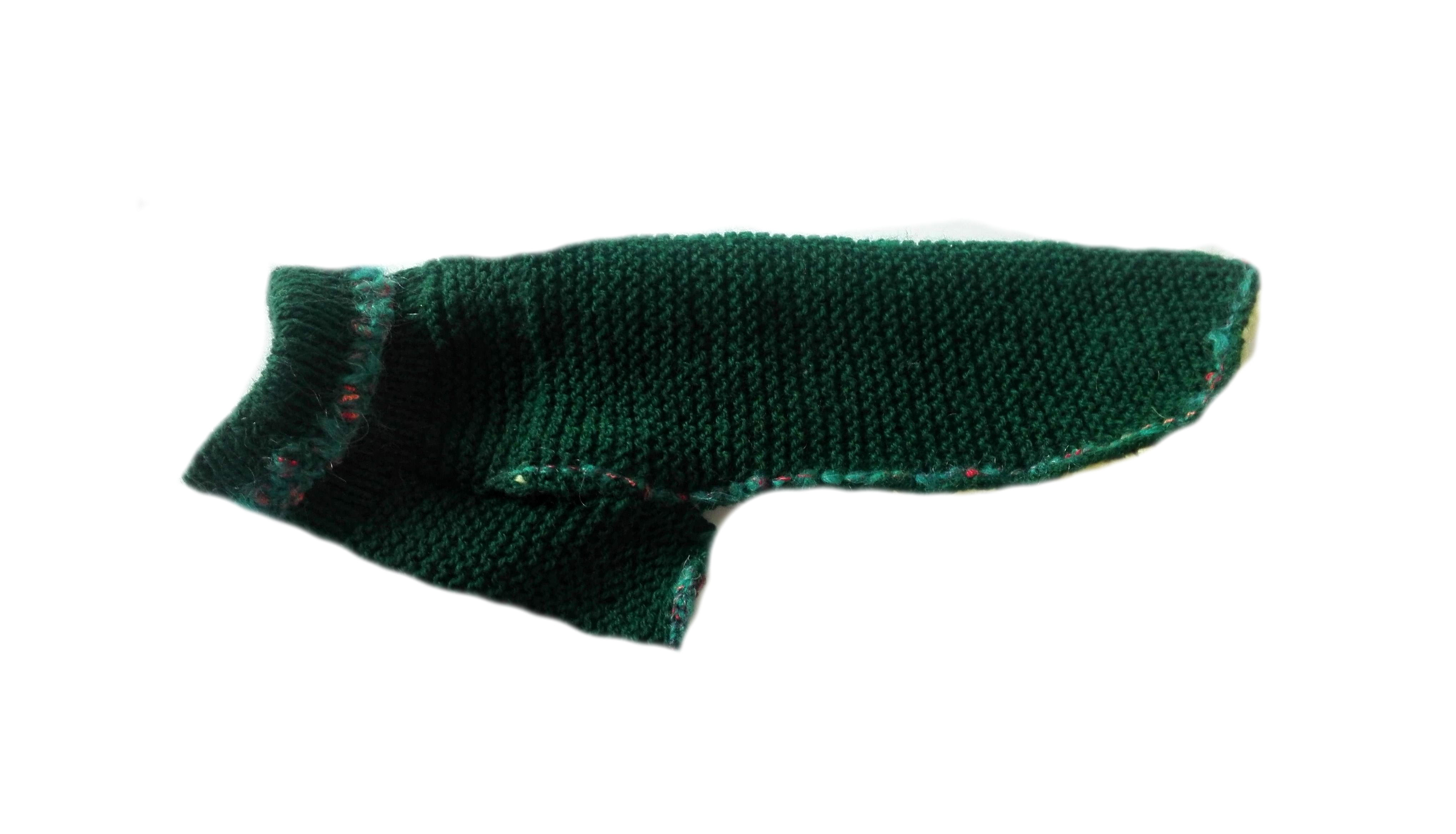 Kötött kutyaruha, pulóver. Háthossz 33 cm. 