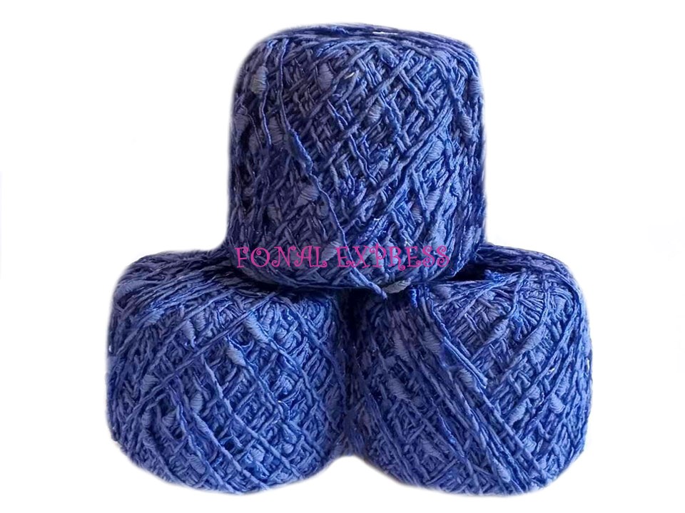 150 g Kék pamut horgoló fonal. Tű kb. 3 mm.
