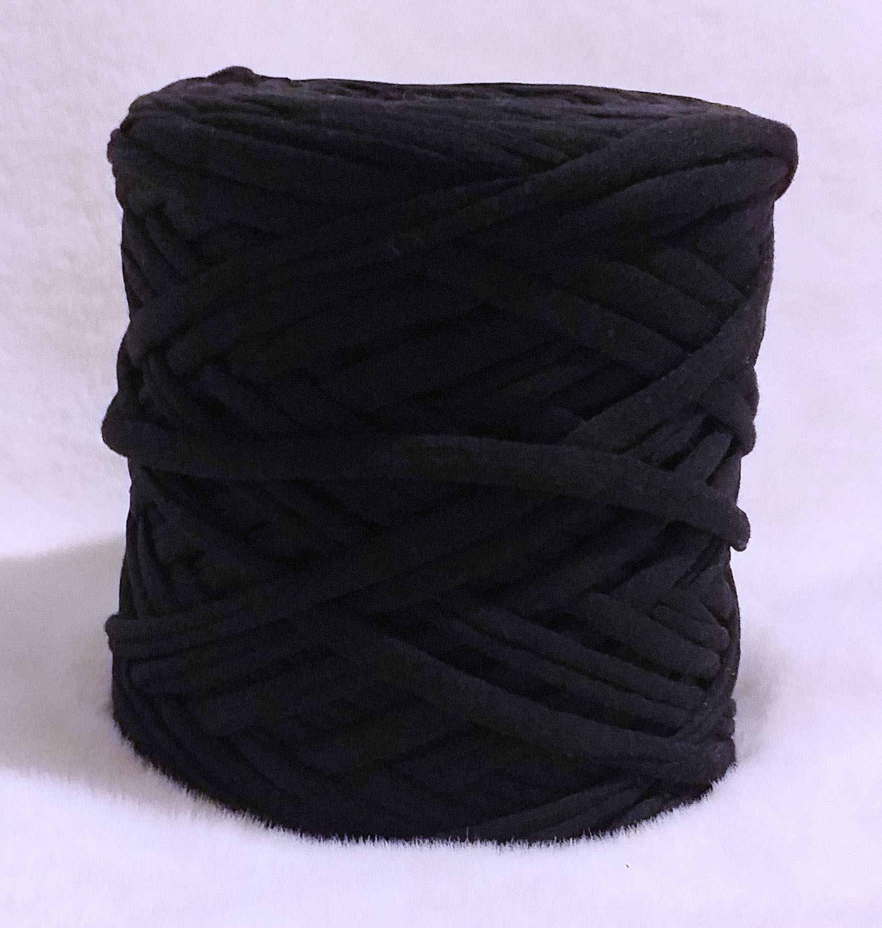 400 g Pólófonal. Tű kb. 8-10 mm. FEKETE