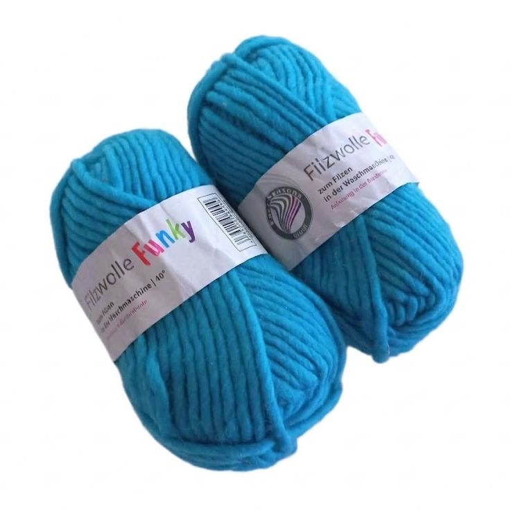 100 g Filzwolle kék 100% gyapjú fonal. 50 g 50 m. Tű 8-9 mm. 