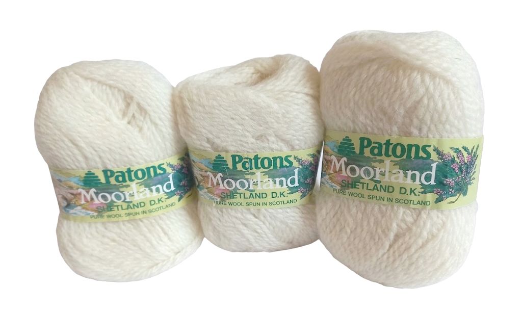 150 g Patons Shetland törtfehér 100% gyapjú fonal. 3,5-4 mm.